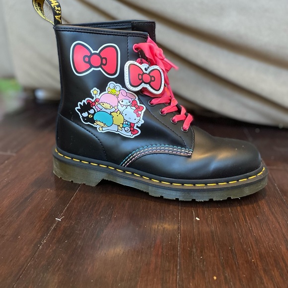 Limited edition Hello Kitty Doc Martens. - Picture 3 of 3